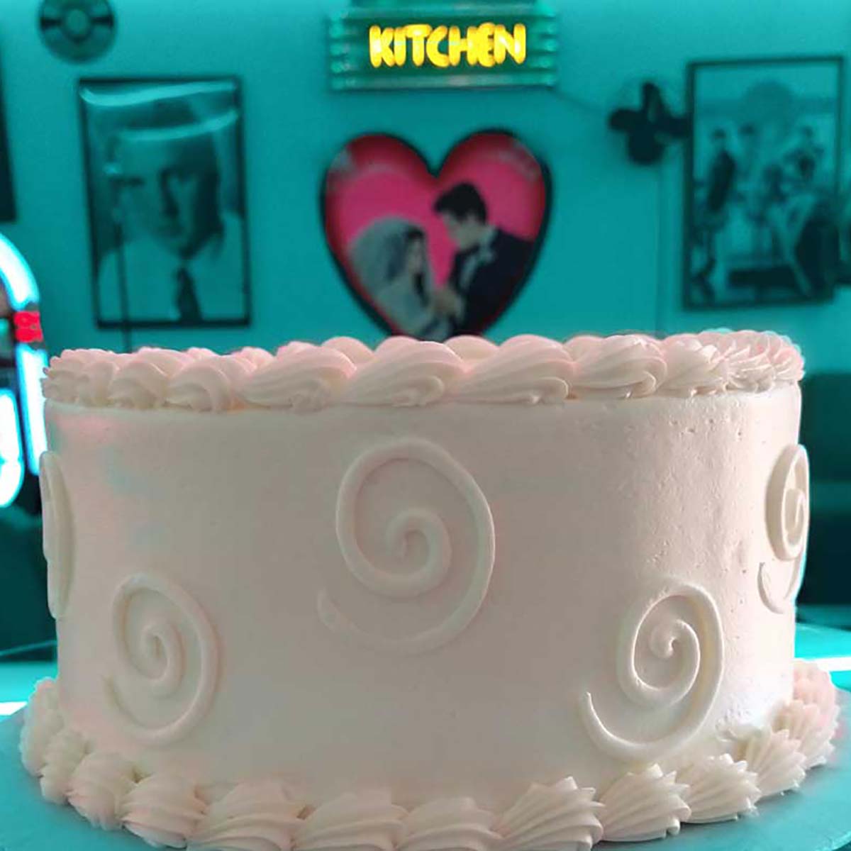 Retro Doo Wop Diner Wedding Reception - Cake